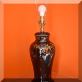 DL07. Glazed table lamp. 